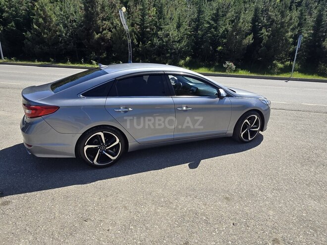 Hyundai Sonata-6