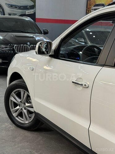 Hyundai Santa Fe-10