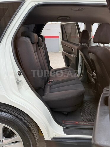 Hyundai Santa Fe-21