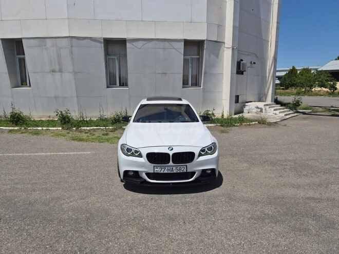 BMW 528-9