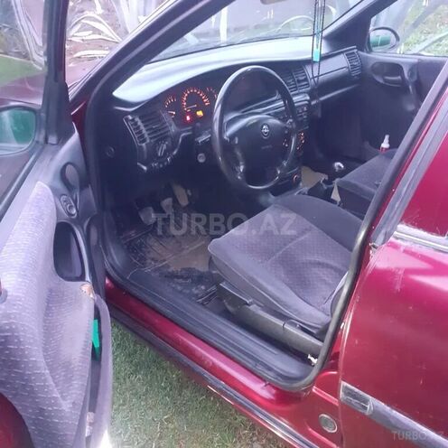 Opel Vectra-6