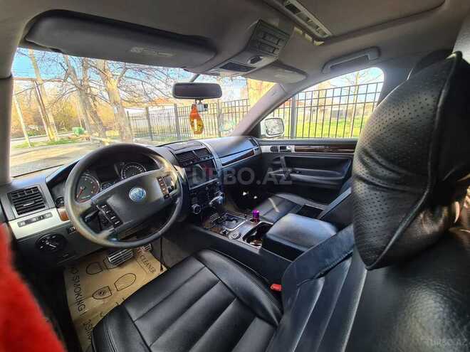 Volkswagen Touareg-10