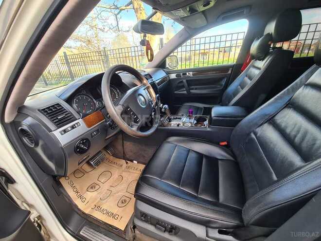 Volkswagen Touareg-9