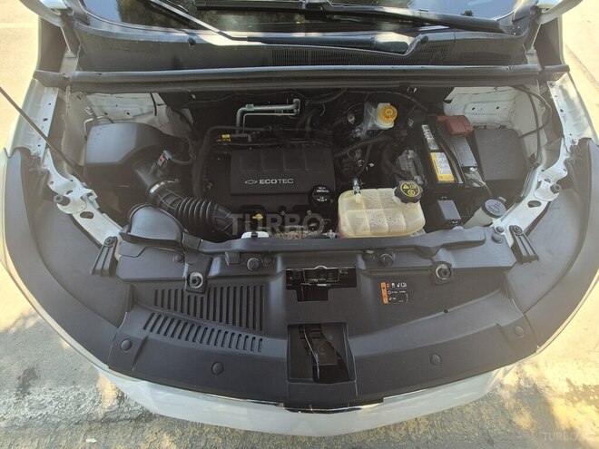 Chevrolet Trax-11