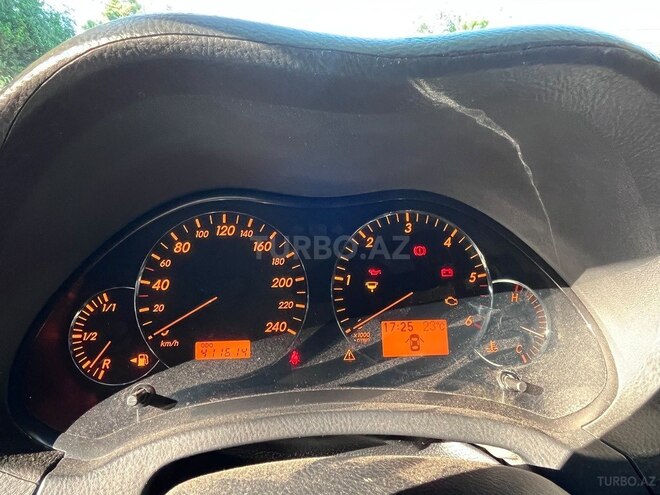 Toyota Avensis-7