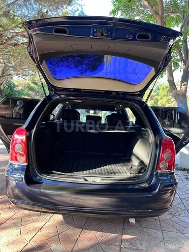 Toyota Avensis-6