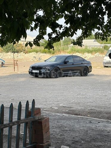 BMW 530-1