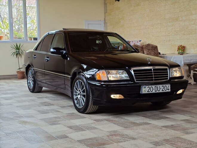 Mercedes C 230-4