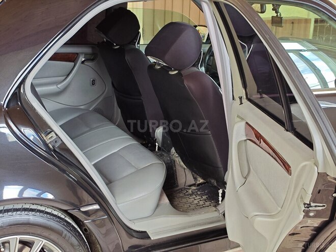 Mercedes C 230-11