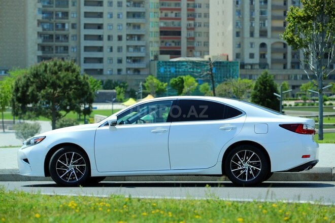 Lexus ES 350-4
