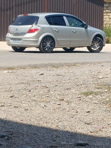 Opel Astra-4