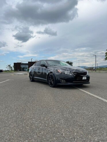Kia Optima-1