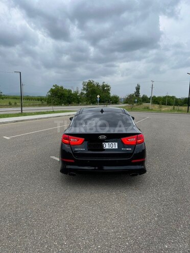 Kia Optima-2