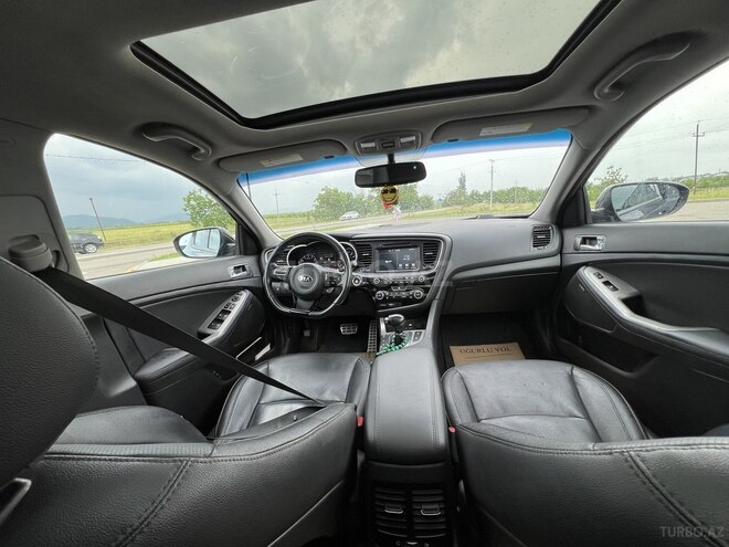 Kia Optima-5