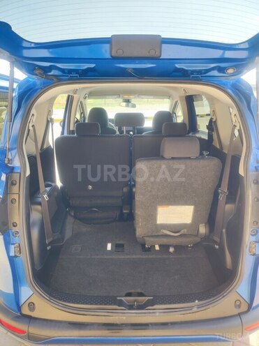 Toyota Sienta-9