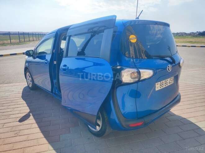 Toyota Sienta-14
