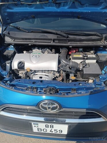 Toyota Sienta-16