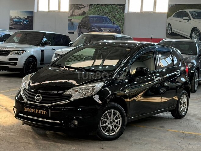 Nissan Note-2