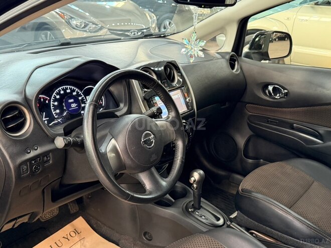 Nissan Note-10