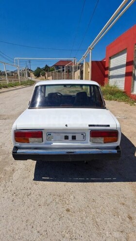 LADA (VAZ) 2107-2