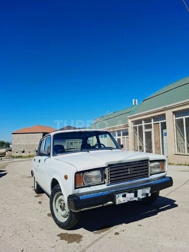 LADA (VAZ) 2107-4