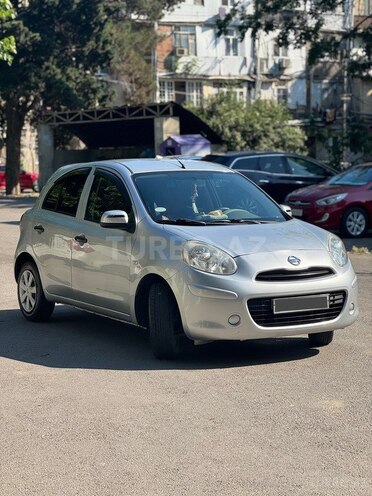 Nissan Micra-5