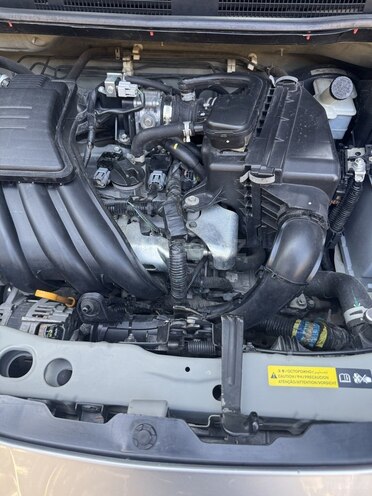 Nissan Micra-17
