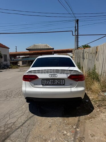 Audi A4-2