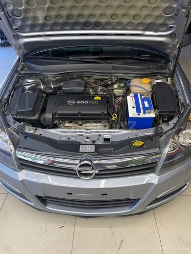 Opel Astra-10