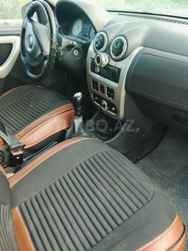 Dacia Logan-8