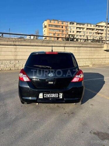 Nissan Tiida-2