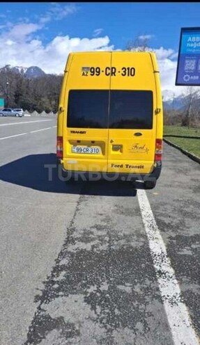 Ford Transit-2