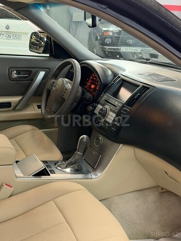 Infiniti FX35-12