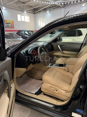 Infiniti FX35-9