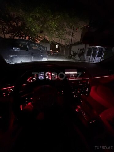 Audi A4-8