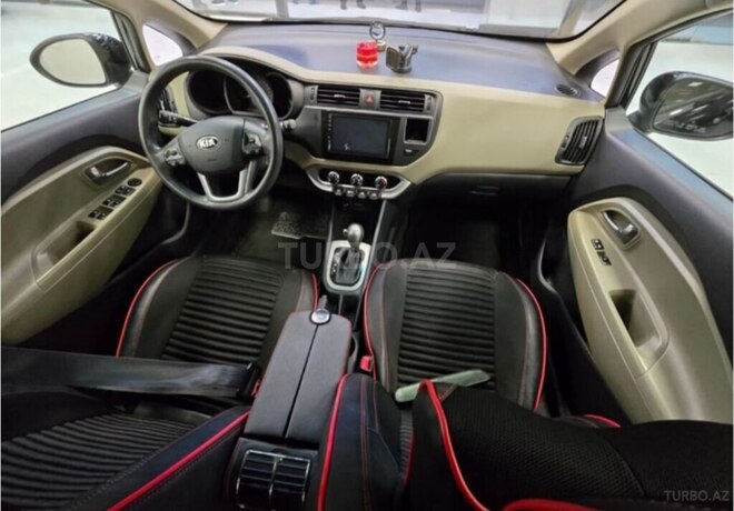 Kia Rio-4