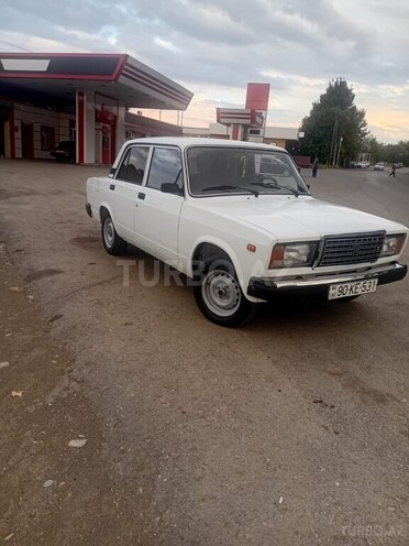 LADA (VAZ) 2107-2