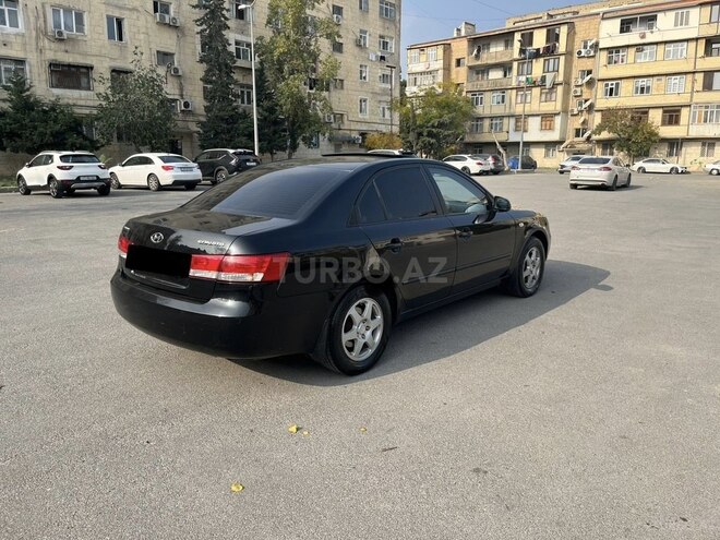 Hyundai Sonata-6