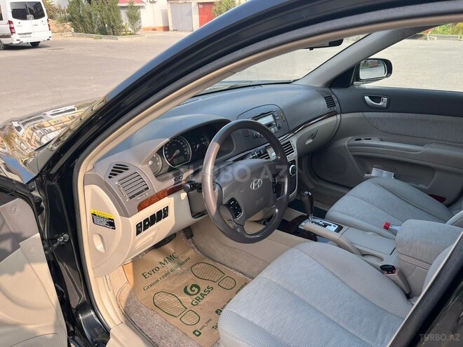Hyundai Sonata-9
