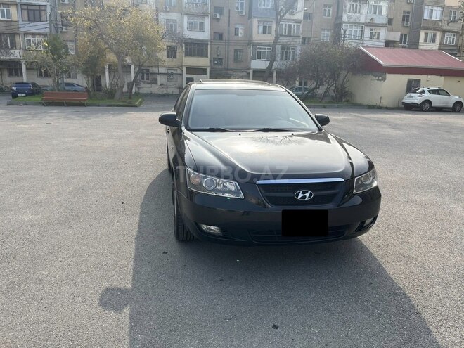 Hyundai Sonata-1