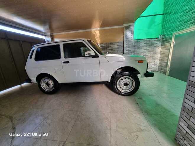 LADA (VAZ) Niva-13