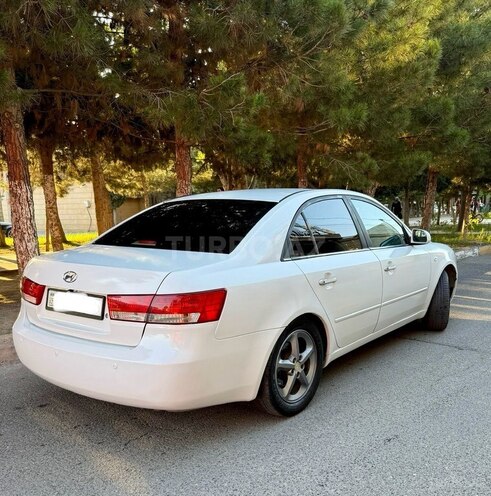 Hyundai Sonata-3