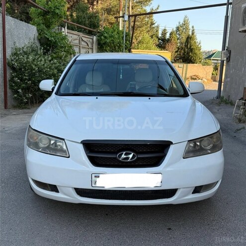 Hyundai Sonata-1