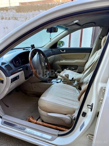 Hyundai Sonata-8