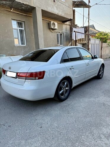 Hyundai Sonata-5