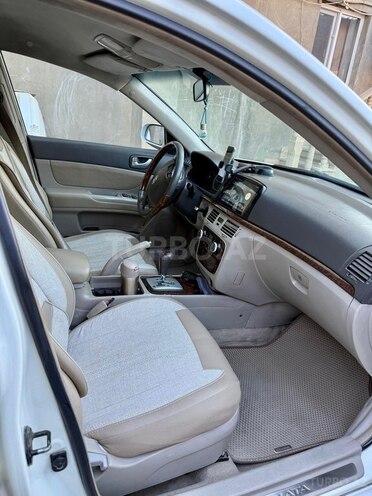 Hyundai Sonata-10