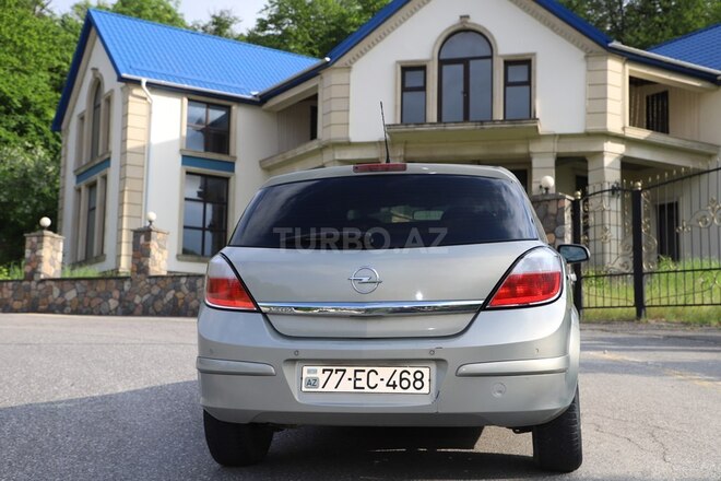 Opel Astra-2