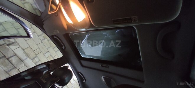 Mercedes E 320-9
