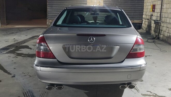 Mercedes E 320-2