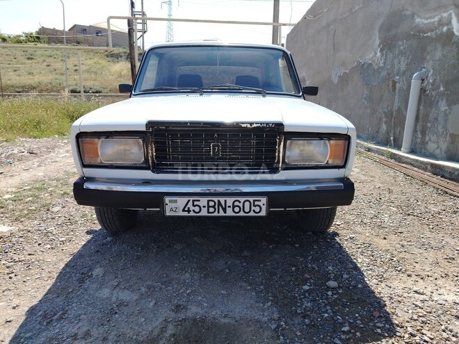 LADA (VAZ) 2107-1